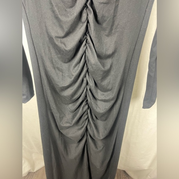 VELVET TORCH V-NECK LONG SLEEVE BLACK MIDI RIBBED DRESS SIZE MEDIUM NWT - Picture 9 of 11